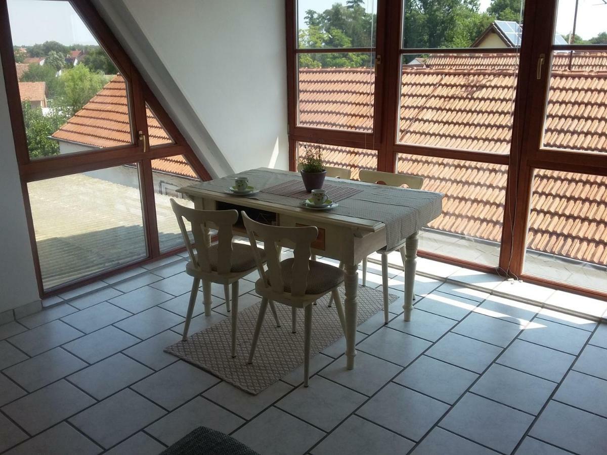 Ferienwohnung Familie Faath Bellheim Exterior photo